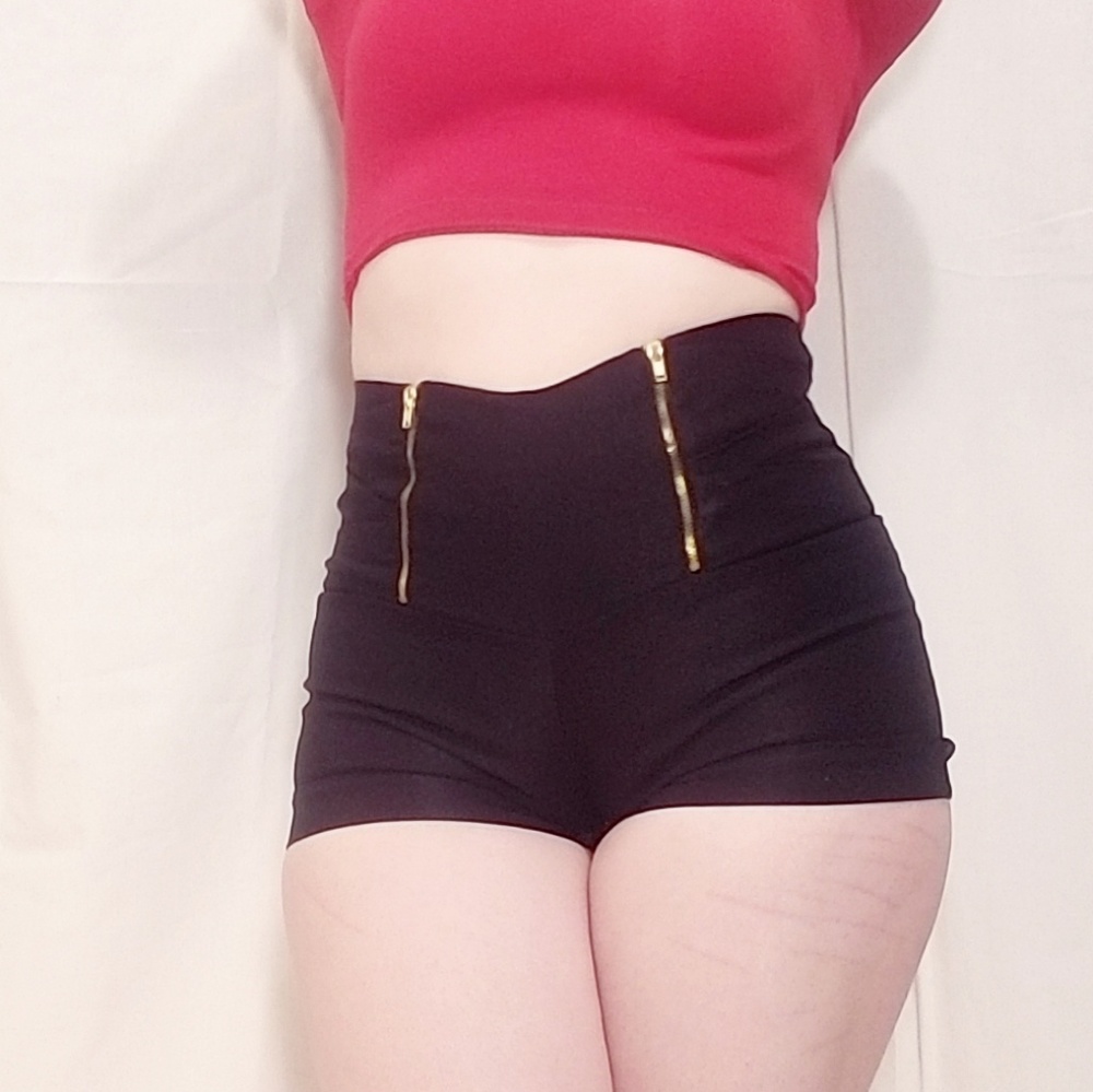 Wet Seal High Waist Zip-Up Shorts